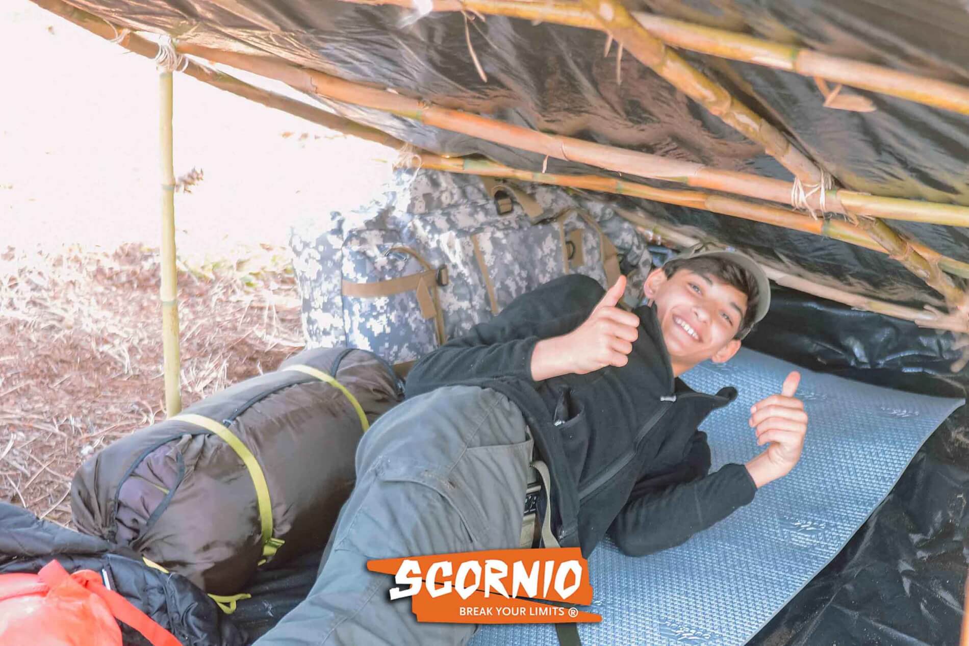 SCORNIO SURVIVAL JUNIOR